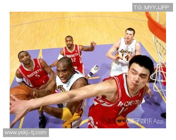老大肘姚明引发热议NBA赛场上的激烈碰撞与体育精神的碰撞 老大肘姚明引发热议NBA赛场上的激烈碰撞与体育精神的碰撞