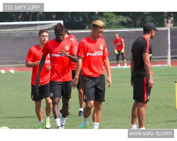 中超激战：马竞逆转尤文图斯帽子戏法点燃全场激情瞬间回顾