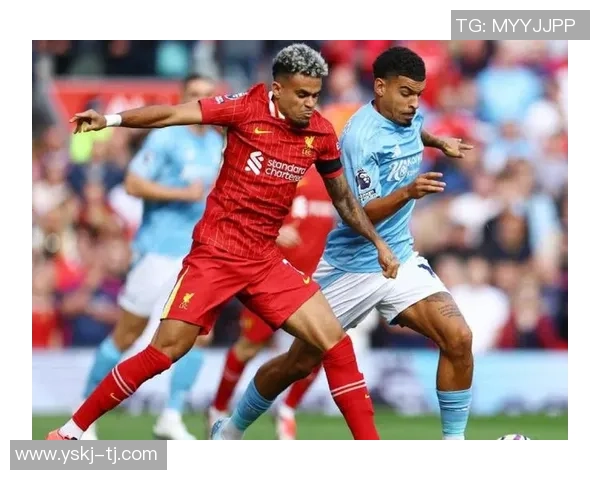 英超惊天冷门里昂4-0横扫利物浦全场沸腾