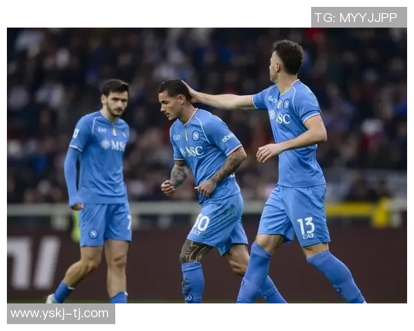 友谊赛精彩瞬间那不勒斯大胜曼城乌龙球引发全场热议与争议判罚