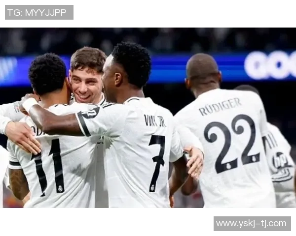 德甲激情对决曼联狂胜皇马五球大捷引发全场沸腾