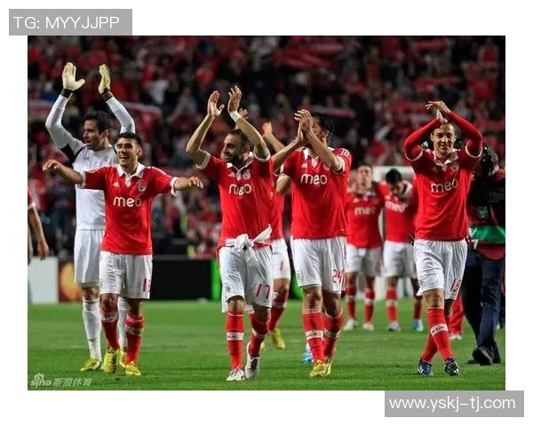 欧联杯精彩对决本菲卡与多特蒙德战成平局乌龙球引发全场狂欢